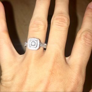 10k white gold diamond bridal/engagement set